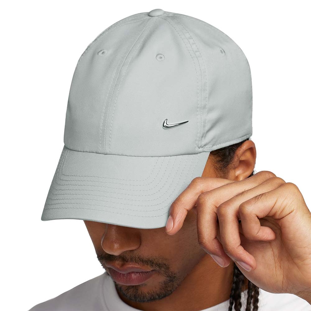 Nike Dri-Fit Club Swoosh Caps Grå