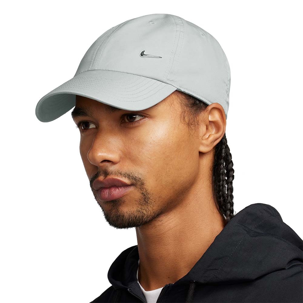 Nike Dri-Fit Club Swoosh Caps Grå