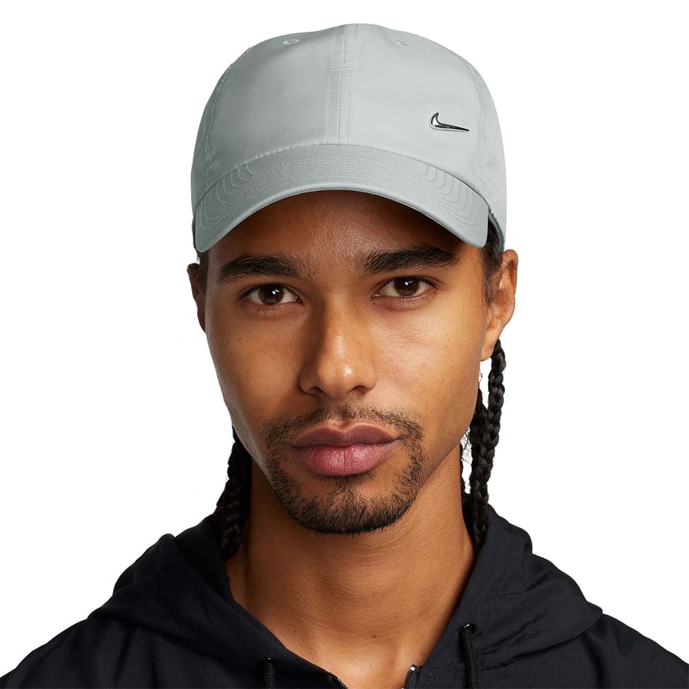 Nike Dri-Fit Club Swoosh Caps Grå