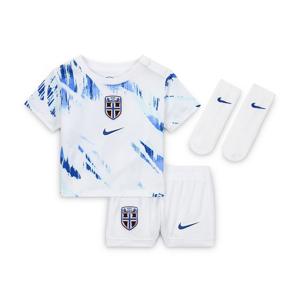 Nike Norge Draktsett 2024 Baby Borte